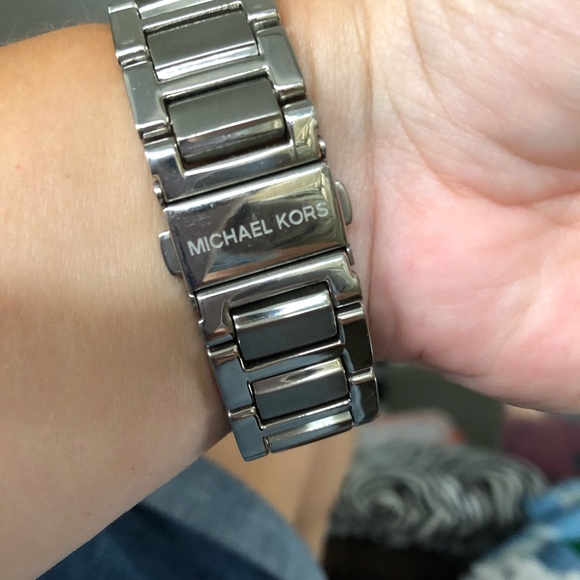 MK watch